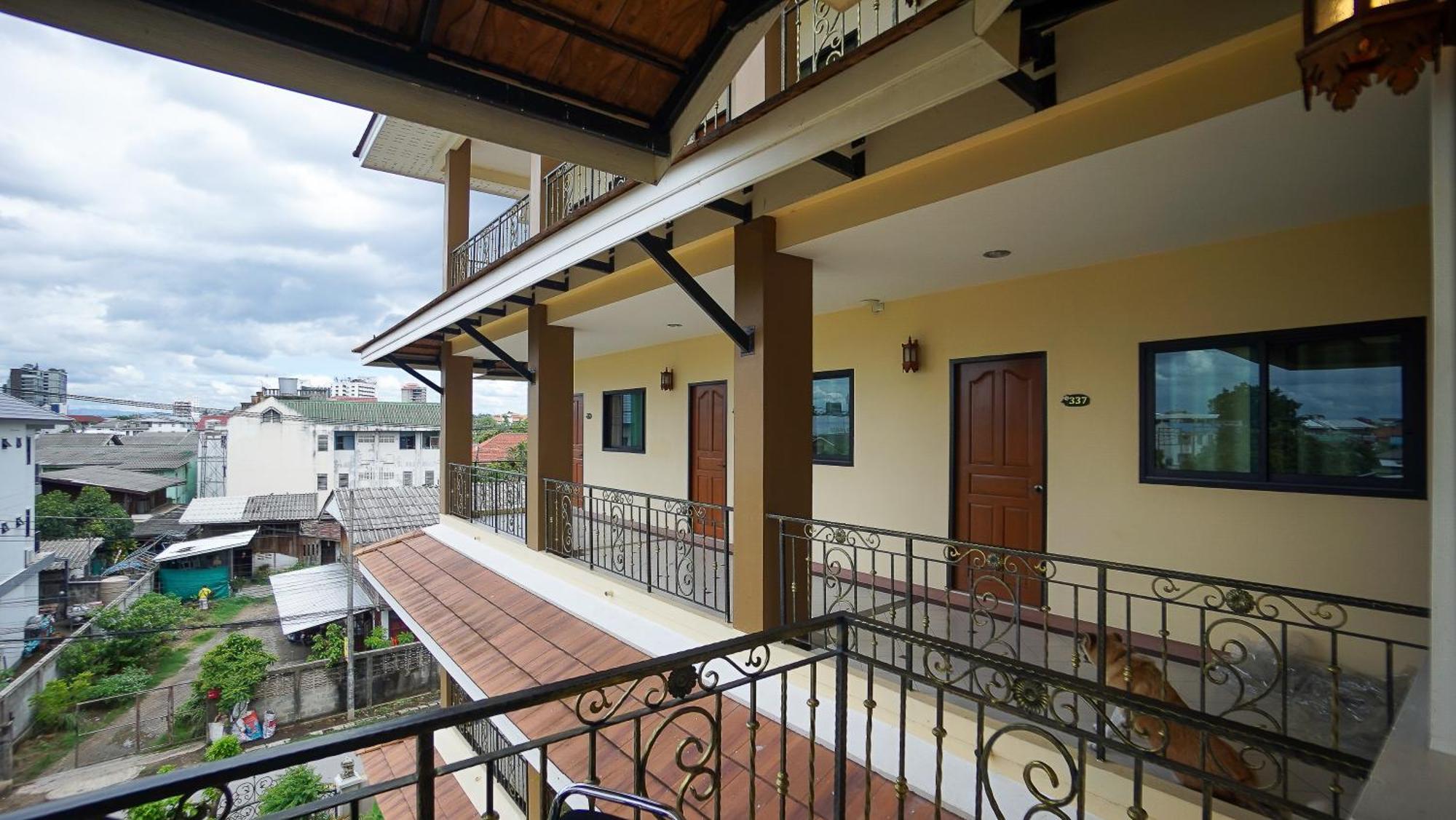 Laph Kham House Aparthotel Chiang Mai Exterior photo