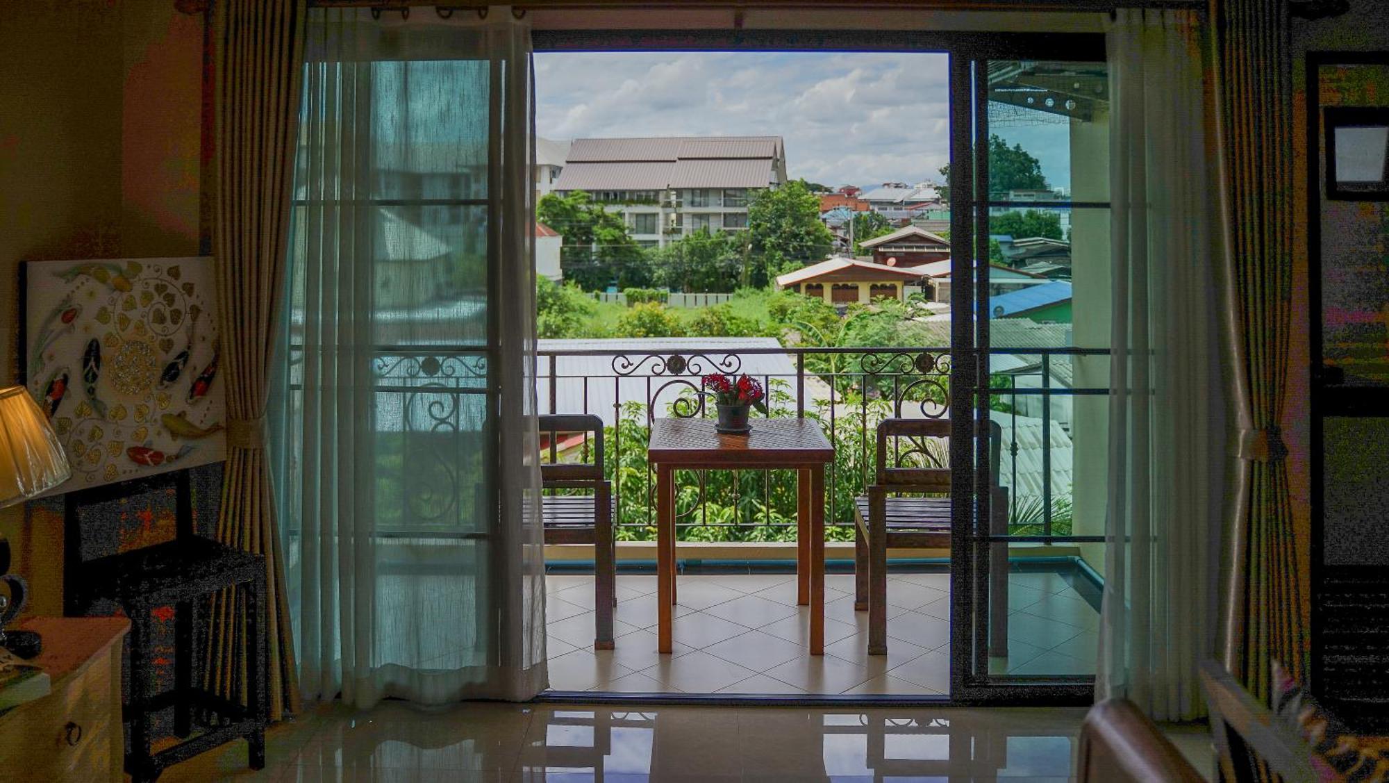 Laph Kham House Aparthotel Chiang Mai Exterior photo