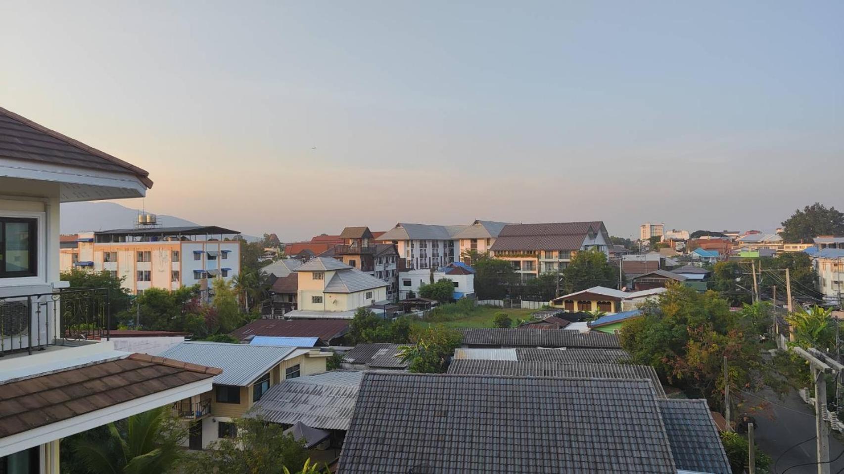 Laph Kham House Aparthotel Chiang Mai Exterior photo
